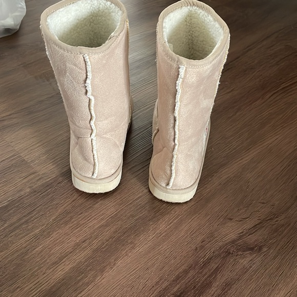 Nebraska  Husker Boots Size Small 5/6 - Picture 2 of 4